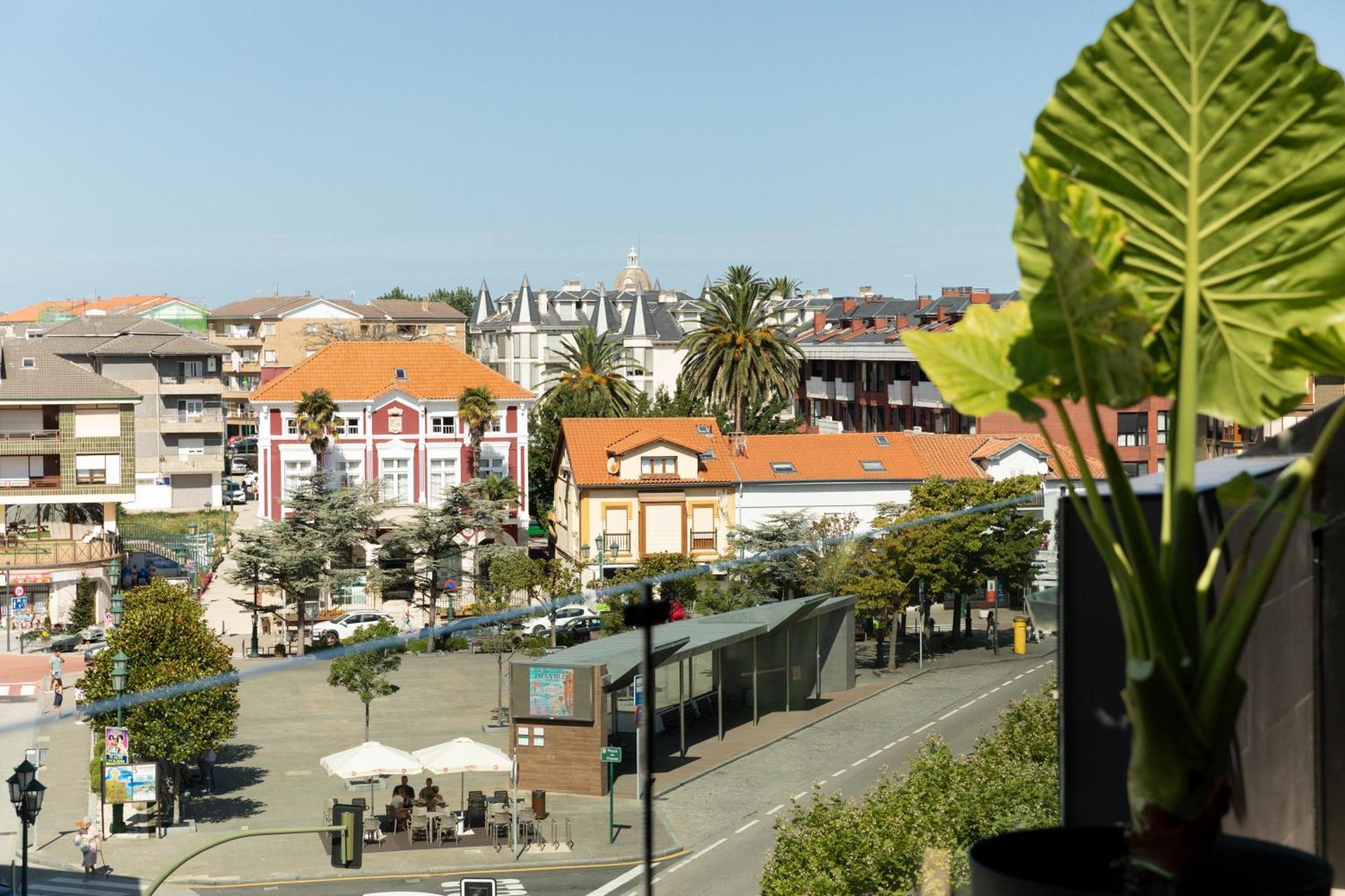 Apartamentos Plaza Center Suances Exterior photo