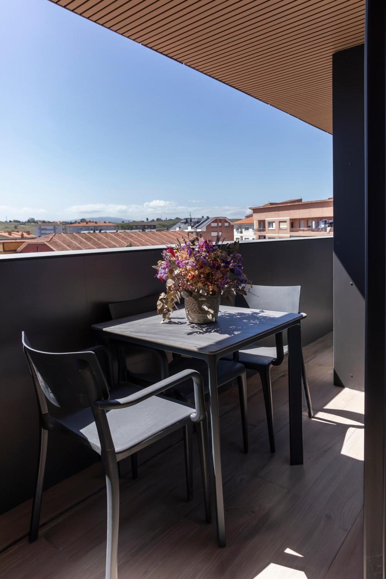 Apartamentos Plaza Center Suances Exterior photo